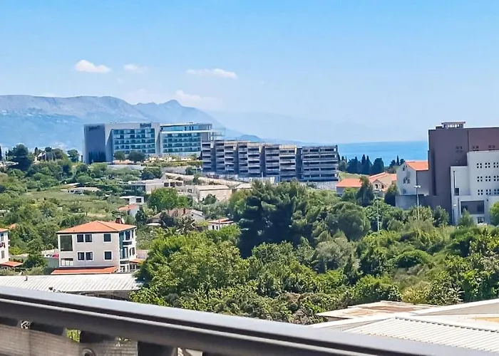 Apartment Azure *Close To The Beach